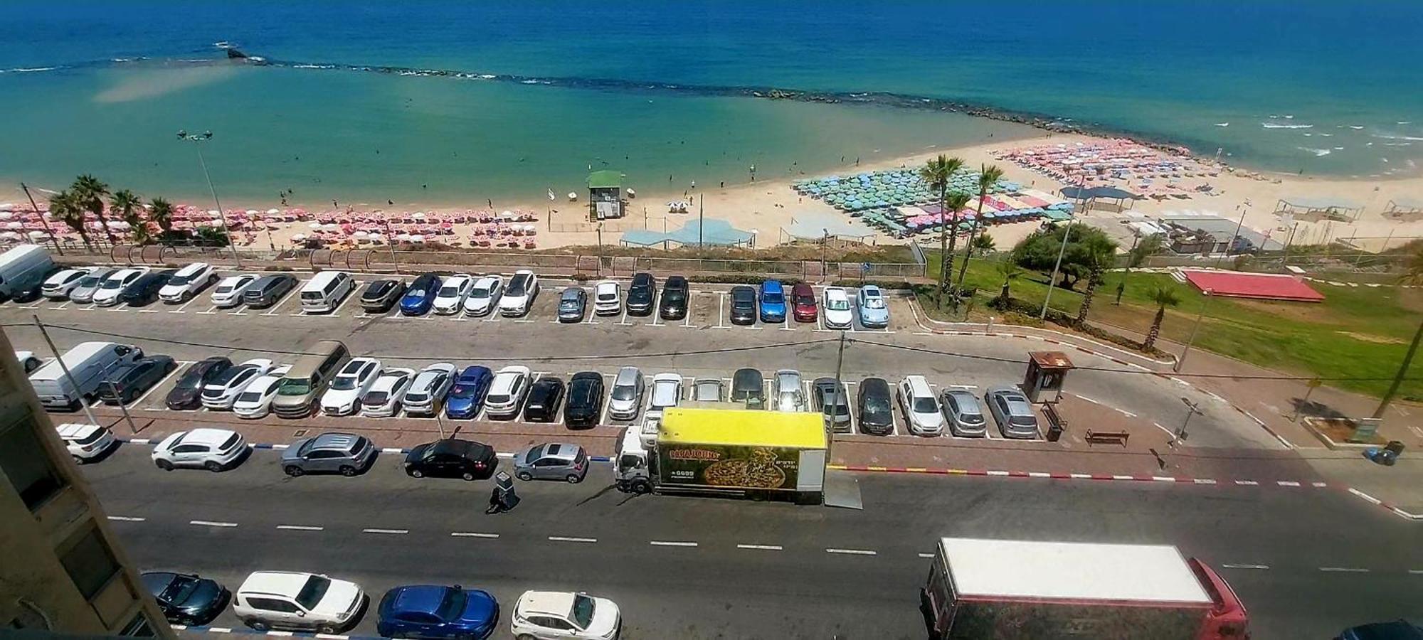 612 Apartment On The Beach Bat Jám Kültér fotó